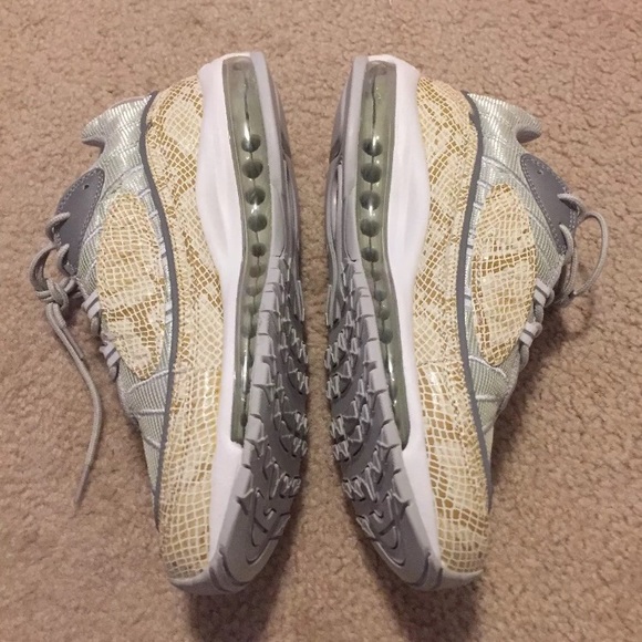 Nike air max 98 Supreme snakeskin - Picture 4 of 8